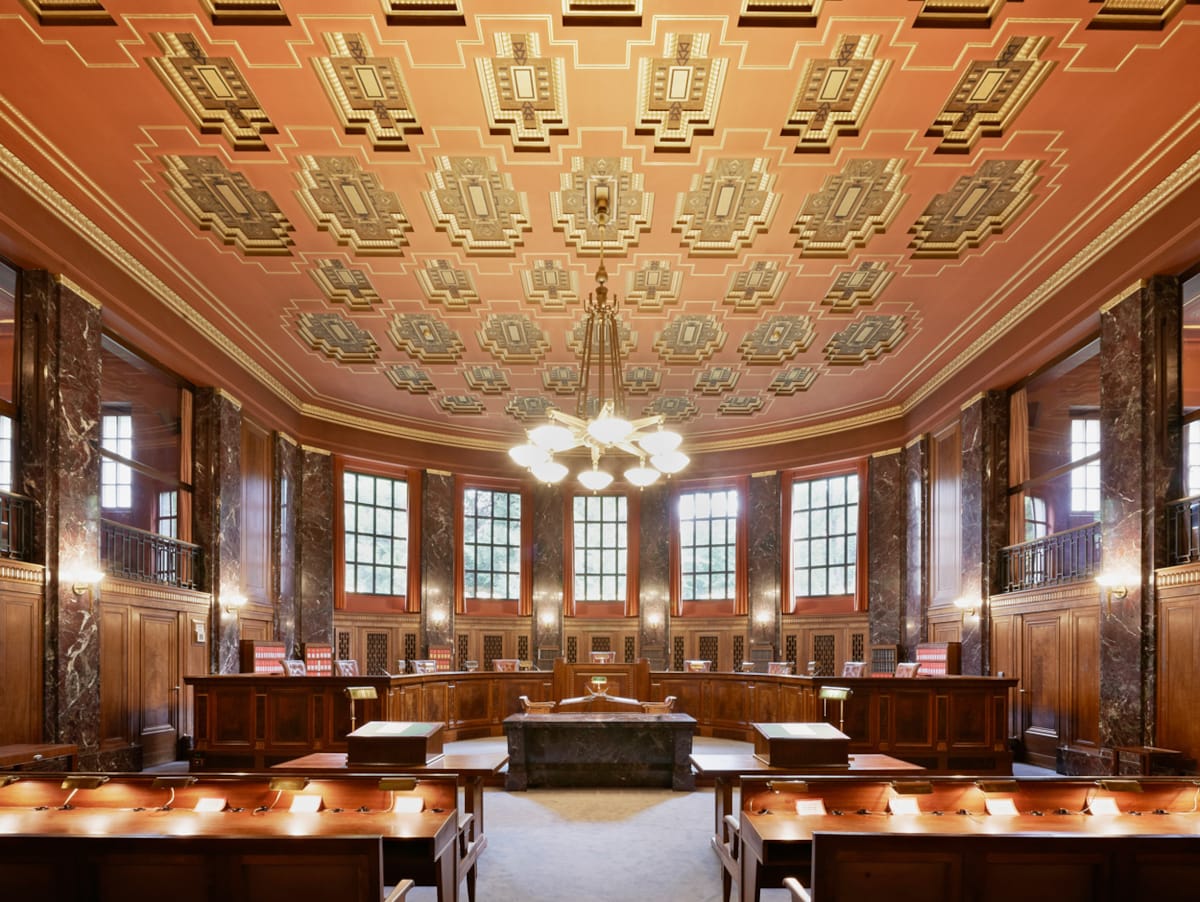 Der grosse Saal des Bundesgerichts